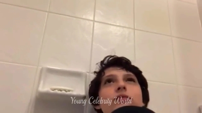 2016_-_Periscope_Livestream_mp40474.jpg