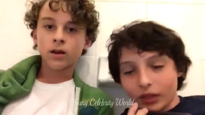 2016_-_Periscope_Livestream_mp40594.jpg