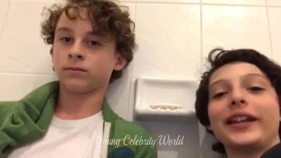 2016_-_Periscope_Livestream_mp40625.jpg