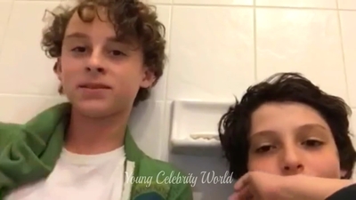2016_-_Periscope_Livestream_mp40695.jpg