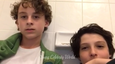 2016_-_Periscope_Livestream_mp40699.jpg