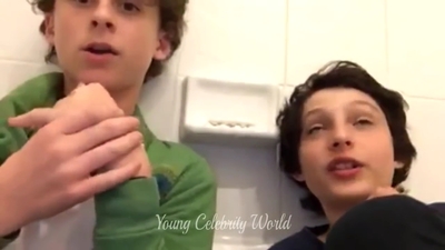 2016_-_Periscope_Livestream_mp40732.jpg