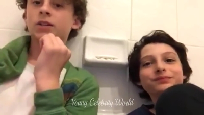 2016_-_Periscope_Livestream_mp40739.jpg