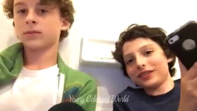 2016_-_Periscope_Livestream_mp40776.jpg