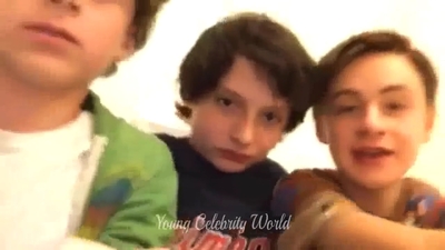 2016_-_Periscope_Livestream_mp40961.jpg