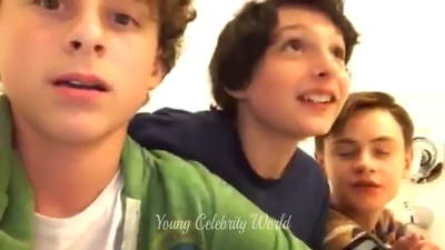 2016_-_Periscope_Livestream_mp40997.jpg