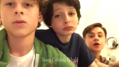 2016_-_Periscope_Livestream_mp41017.jpg
