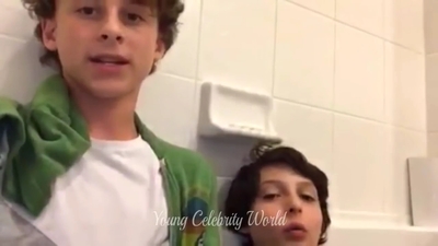 2016_-_Periscope_Livestream_mp41060.jpg