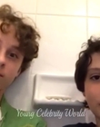2016_-_Periscope_Livestream_mp40521.jpg