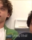 2016_-_Periscope_Livestream_mp40582.jpg