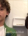 2016_-_Periscope_Livestream_mp40643.jpg