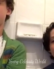 2016_-_Periscope_Livestream_mp40743.jpg