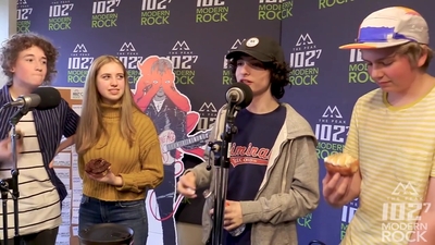 2018-03-29_-_Calpurnia_Interview_with_102_7_THE_PEAK_in_Vancouver_mp40401.jpg