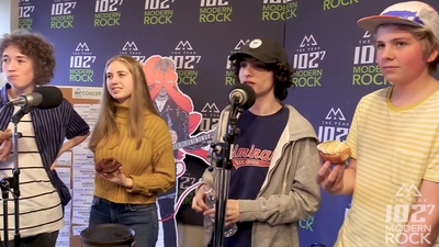 2018-03-29_-_Calpurnia_Interview_with_102_7_THE_PEAK_in_Vancouver_mp40402.jpg