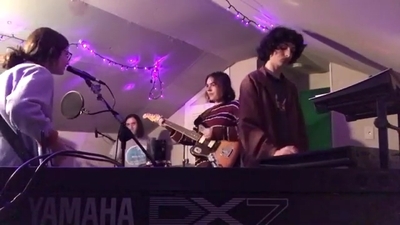 2018-11-07_-_Finn_Wolfhard_Instagram_Video_mp42661.jpg