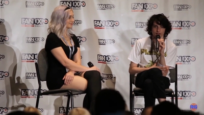 2019-05-13_-_Fan_Expo_-_Stranger_Things_Panel_mp44196.jpg