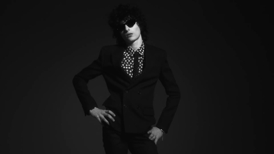 2019-05-27_-_SAINT_LAURENT_-_FALL_WINTER_2019_mp40008.jpg