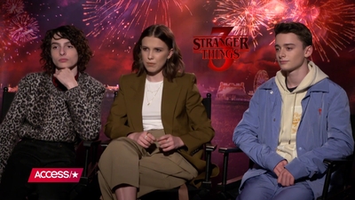 2019-06-28_-_Access_Hollywood_-_Stranger_Things_S03_Interview_mp40760.jpg