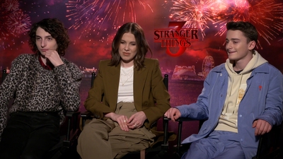 2019-06-28_-_FOX_5_Washington_DC_-_Stranger_Things_S03_Interview_mp42884.jpg