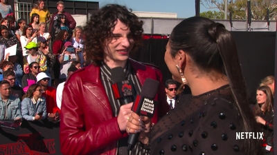 2019-06-28_-_Stranger_Things_Season_3_Premiere_NEW_mp41002.jpg