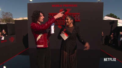 2019-06-28_-_Stranger_Things_Season_3_Premiere_NEW_mp41026.jpg