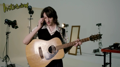 2019-12-24_-_Interview_Magazine_-_Iconic_Film_Scores_on_His_Guitar_mp45561.jpg