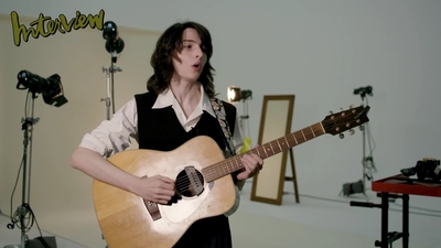 2019-12-24_-_Interview_Magazine_-_Iconic_Film_Scores_on_His_Guitar_mp45583.jpg