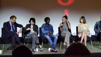 2020-01-11_-_Stranger_Things_Season_3_Q_and_A_mp41319.jpg