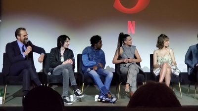 2020-01-11_-_Stranger_Things_Season_3_Q_and_A_mp41347.jpg