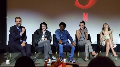2020-01-11_-_Stranger_Things_Season_3_Q_and_A_mp41635.jpg