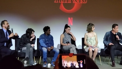 2020-01-11_-_Stranger_Things_Season_3_Q_and_A_mp41736.jpg