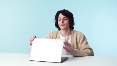 2020-01-22_-_GQ_-_Finn_Wolfhard_Replies_to_Fans_on_the_Internet_mp41685.jpg