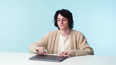 2020-01-22_-_GQ_-_Finn_Wolfhard_Replies_to_Fans_on_the_Internet_mp41686.jpg