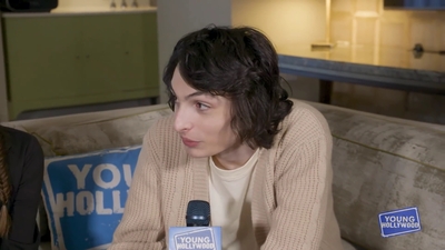 2020-01-24_-_Young_Hollywood_-_The_Turning_Interview_mp42099.jpg