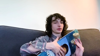 2020-05-19_-_GQ_-_10_Things_Finn_Wolfhard_Cant_Live_Without_mp42763.jpg