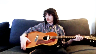 2020-05-19_-_GQ_-_10_Things_Finn_Wolfhard_Cant_Live_Without_mp42863.jpg