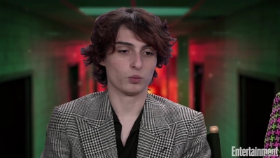 2022-05-25_-_Entertainment_Weekly_-_Stranger_Thins_S04_Interview_mp419113.jpg
