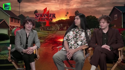 2022-05-27_-_Hits_Radio_-_Stranger_Thins_S04_Interview_mp40157.jpg