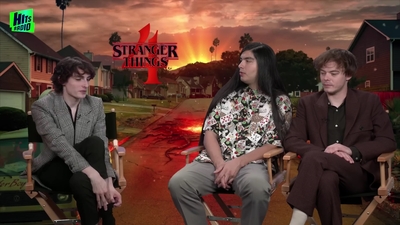 2022-05-27_-_Hits_Radio_-_Stranger_Thins_S04_Interview_mp40163.jpg