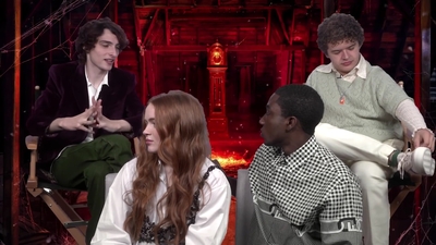 2022-05-27_-_MTV_News_-_Stranger_Thins_S04_Interview_mp40348.jpg