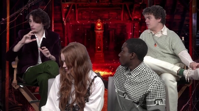 2022-05-27_-_MTV_News_-_Stranger_Thins_S04_Interview_mp40355.jpg