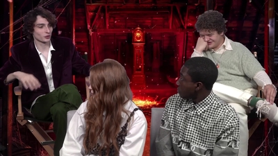 2022-05-27_-_MTV_News_-_Stranger_Thins_S04_Interview_mp40381.jpg