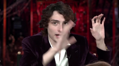2022-05-27_-_MTV_News_-_Stranger_Thins_S04_Interview_mp40388.jpg