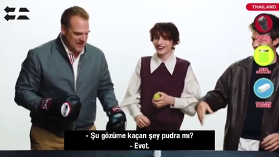 2022-06-14_-_Stranger_Translator_-_Stranger_Things_S04_Interview_mp46707.jpg