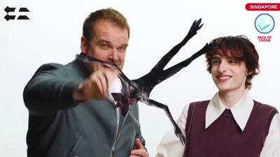 2022-06-14_-_Stranger_Translator_-_Stranger_Things_S04_Interview_mp46775.jpg