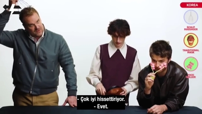 2022-06-14_-_Stranger_Translator_-_Stranger_Things_S04_Interview_mp46777.jpg