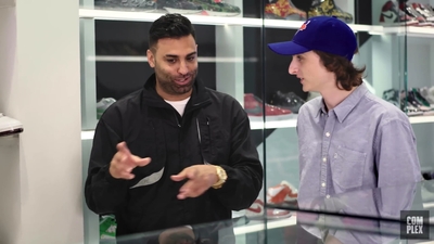 2022-07-11_-_Finn_Wolfhard_Goes_Sneaker_Shopping_With_Complex_mp48092.jpg