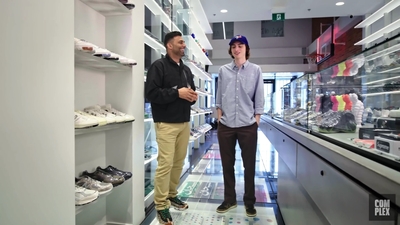 2022-07-11_-_Finn_Wolfhard_Goes_Sneaker_Shopping_With_Complex_mp48127.jpg