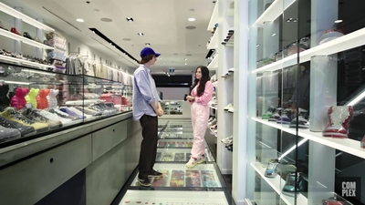 2022-07-11_-_Finn_Wolfhard_Goes_Sneaker_Shopping_With_Complex_mp48346.jpg