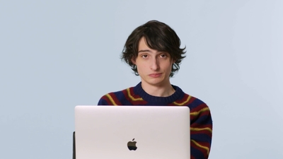 2023-02-01_-_GQ_-_Finn_Wolfhard_Replies_to_More_Fans_on_the_Internet_mp40229.jpg